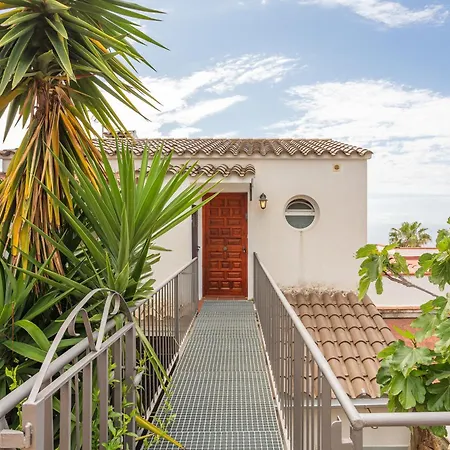 Casa Karen 1 *